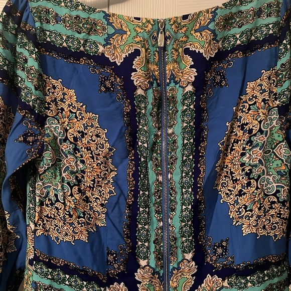 Round Neck Dress - Picture 4 of 5